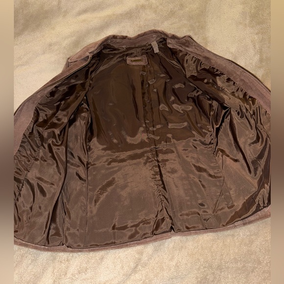 Women’s Brown Suede Leather Jacket - Picture 4 of 8